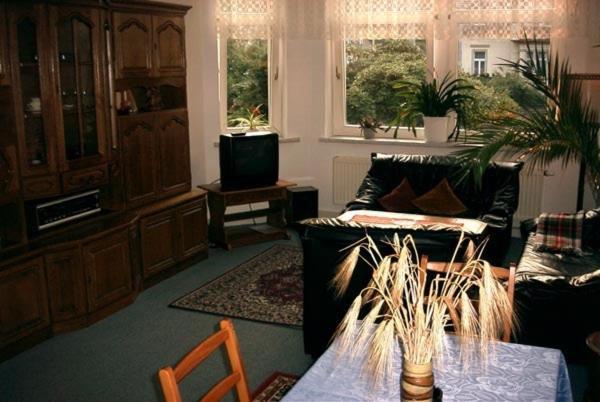 Hotel-Pension Koenigswald Δρέσδη Δωμάτιο φωτογραφία